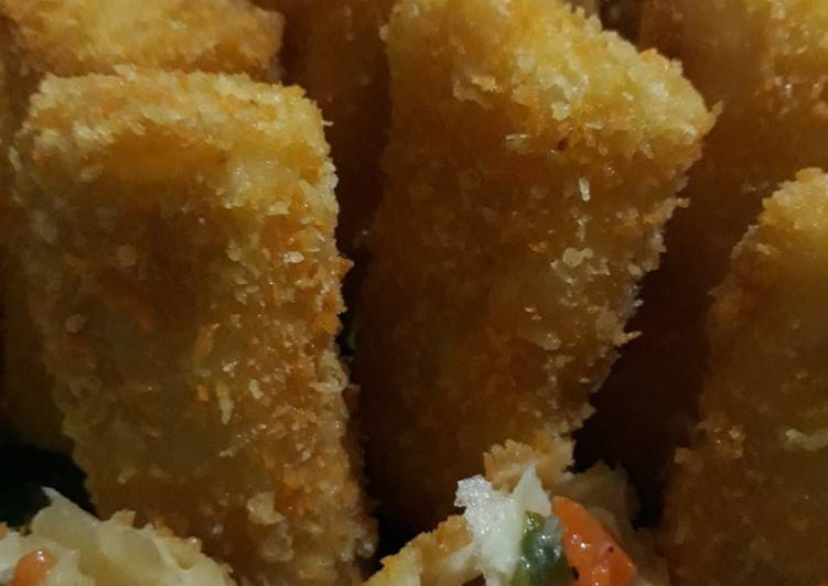 Cara Campuran saat makan malamRisoles Isi Rogut Ayam