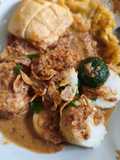 Lontong Tahu Telur