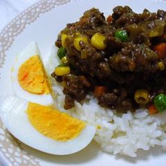 The Matsumoto Family's Dry Curry A picture of The Matsumoto Family's Dry Curry.
