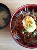 mie ayam jamur (chicken mushroom with egg noodle)