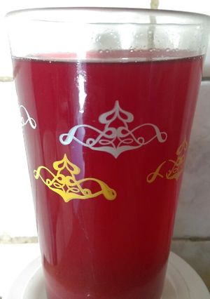 A picture of Hibiscus/Ginger/Baobab Juice.