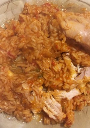 Una foto de Arroz con pollo 🍅