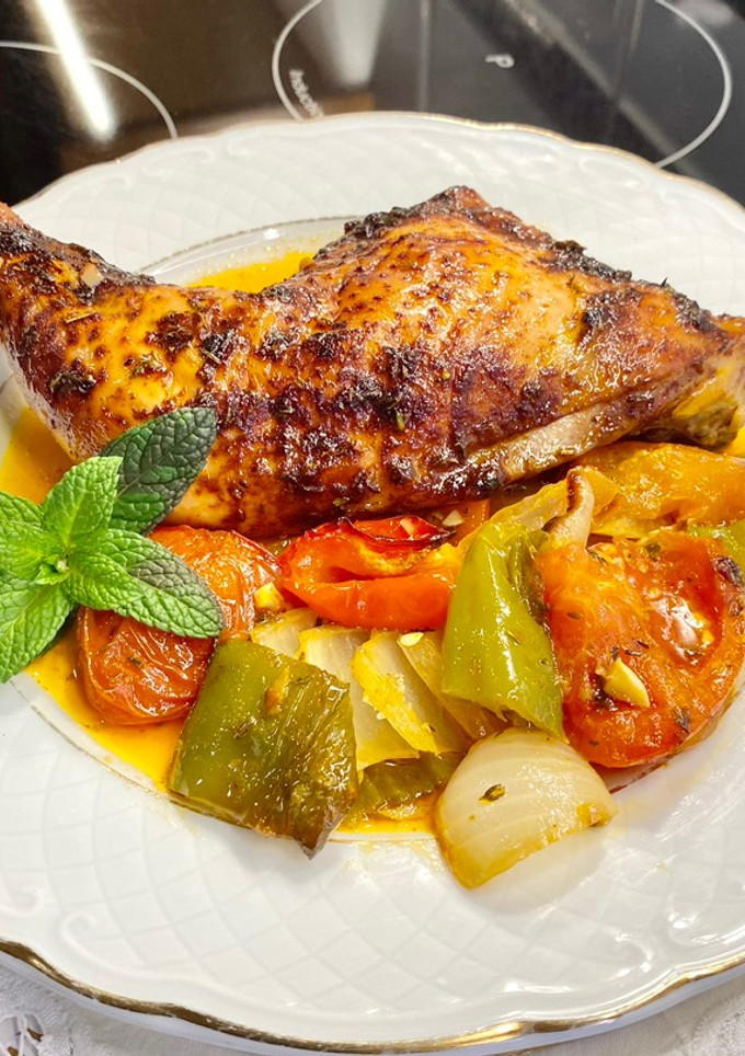 Una foto de Pollo macerado al horno