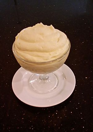 A picture of Vanilla Marscapone Cream Filling / Frosting.