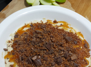 A picture of Caramel Cheesecake Apple Dip.