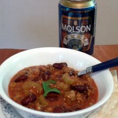 A picture of Debbie'sBeer laced Chilli..