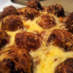 A picture of Spaghetti bacon bake.