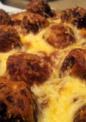 A picture of Spaghetti bacon bake.