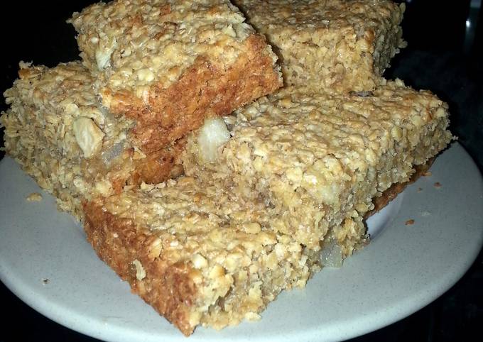 Easy Apple and Pear Flapjack