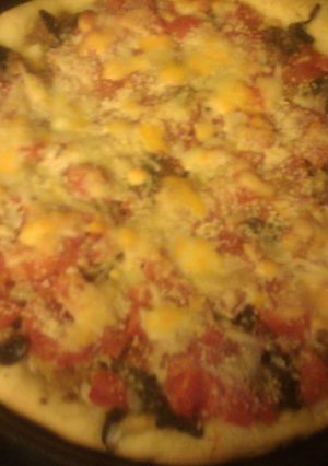 A picture of Just like Lou's Chicago deep dish pizza.