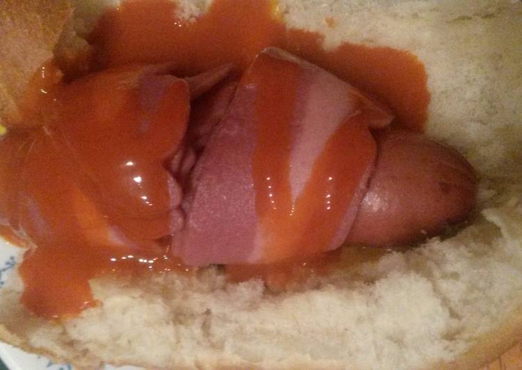 Easy Way to Prepare Perfect Buffalo Bacon Jalapeño Hot Dog