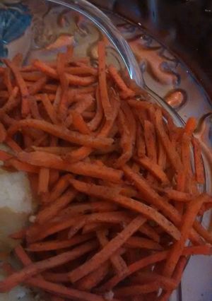 A picture of Savory shredded carrots.