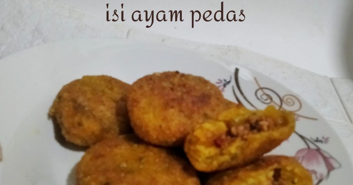 *Cireng Labu Kuning isi Ayam Pedas*