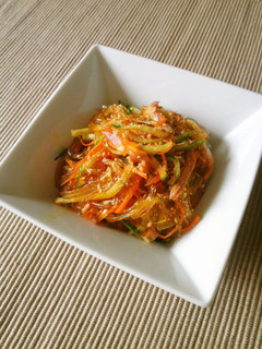 A picture of Chinese-style Glass Noodle Salad.