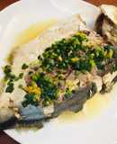 Cá chim biển trắng hấp rưới mỡ hành