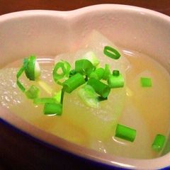 A picture of Easy Braised Winter Melon.