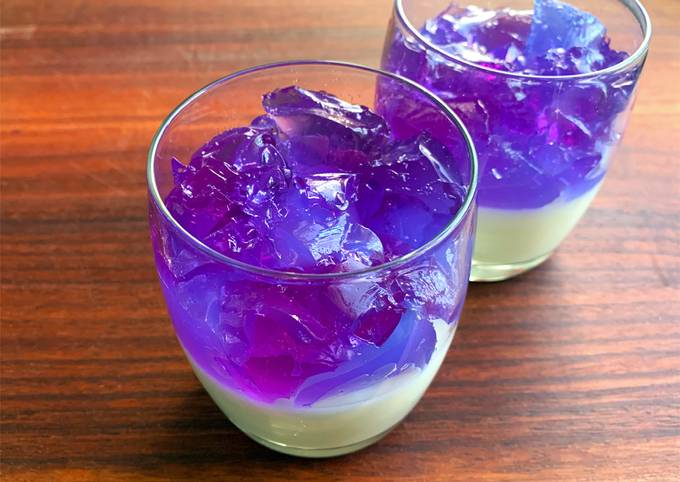 Butterfly Pea Tea Jelly Recipe by Hiroko Liston - Cookpad