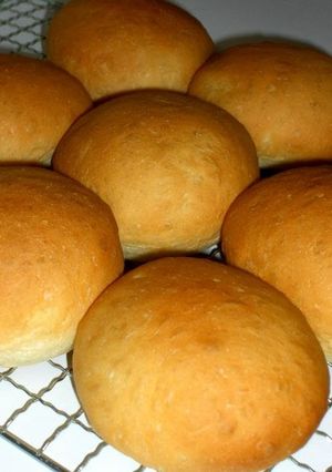 A picture of Hearty and Satisfying Burger Buns.