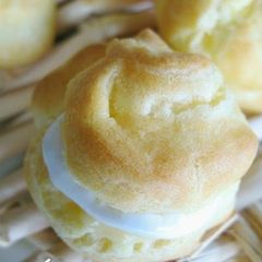 A picture of Surefire Cream Puffs.