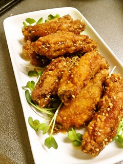 A picture of Chicken Wing Karaage with Sweet & Spicy Sauce.