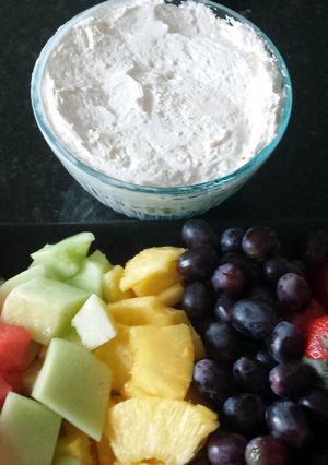 A picture of Fruit dip.