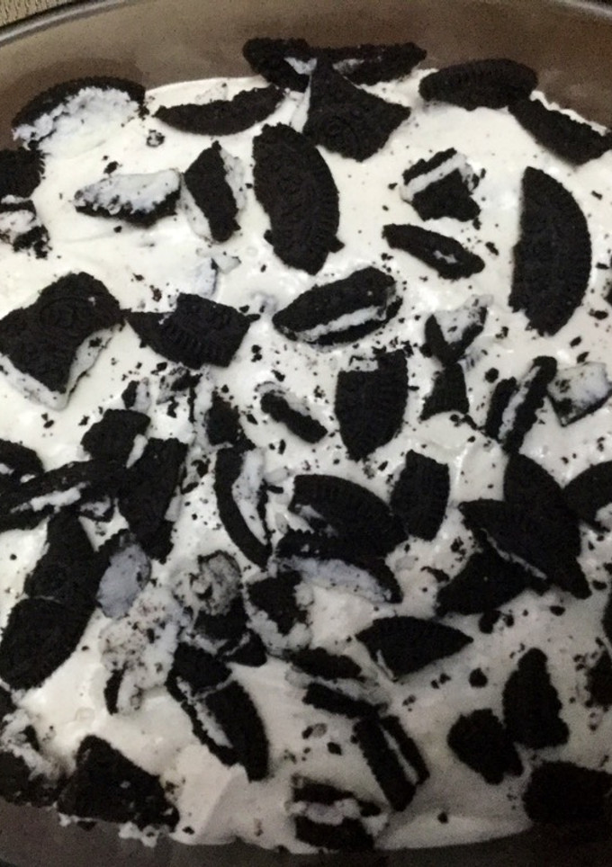 A picture of Oreo dessert.