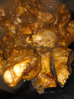 Una foto de Costillas en salsa