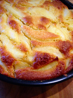 A picture of French pear cake.