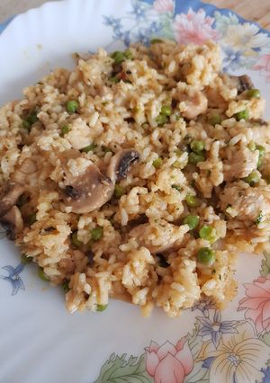Gombás, zöldborsós rizses hús recept fotója