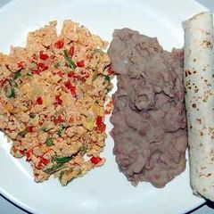 A picture of Huevos ala Mexicana (Mexican style eggs).