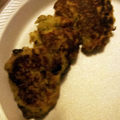 A picture of Broccoli and Potato Fritters.