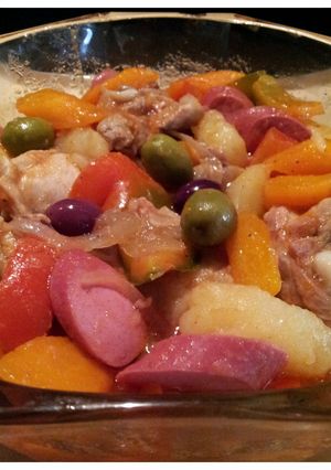 A picture of AMIEs CHICKEN Afritada.