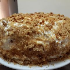 Russian honey cake A picture of Russian honey cake.