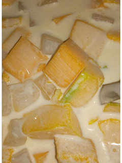 A picture of Mango Dessert.