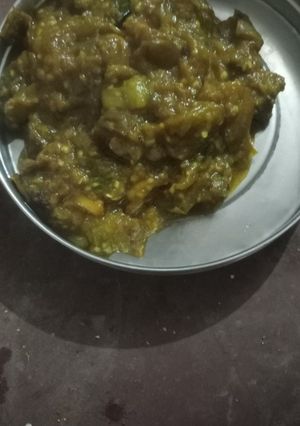 बैंगन का भरता(baingun ka bharta recipe in hindi) रेसिपी मुख्य फोटो