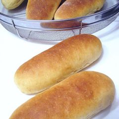 A picture of Brown Sugar & Kinako (Roasted Soy Flour) Plain Bread Rolls.