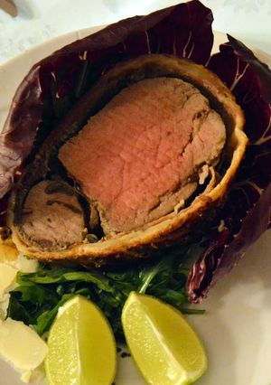 A picture of Beef Wellington.