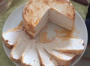 Una foto de Queso vegano de anacardos