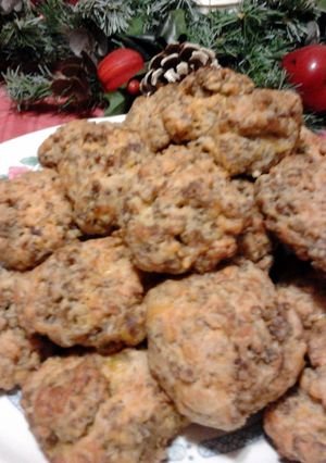 A picture of Sausage balls.