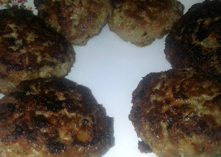 Recipe of Ultimate H&#39;s Carb-free juicy meatballs