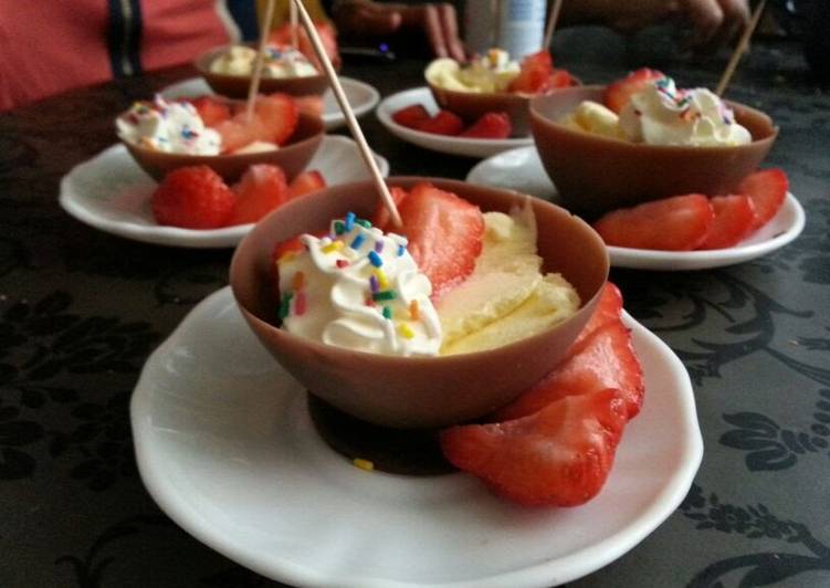 Simple Way to Prepare Simple Chocolate balloon bowl