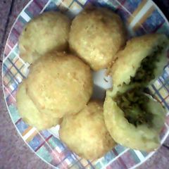 A picture of MEAT N POTATO CUTLET.