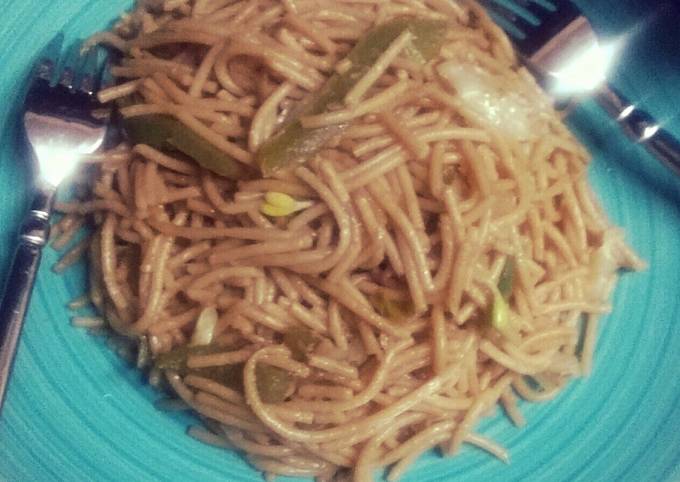 Fast homemade chow mein
