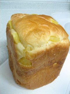 A picture of Pineapple Bread Made in a Bread Machine.