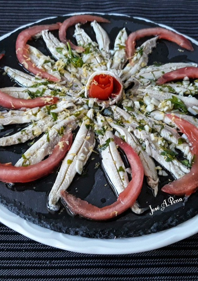 Una foto de Boquerones en vinagre con picada