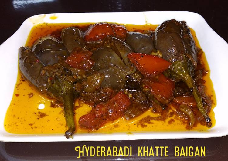 Hyderabadi khatta baigan