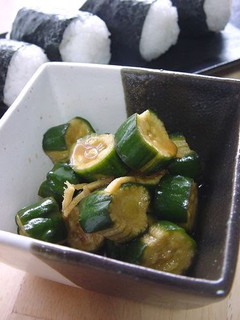 A picture of Shake-Shake Cucumber Pickles.