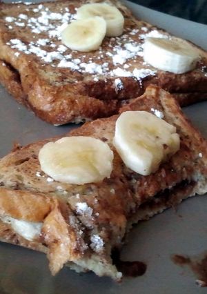 A picture of nutella french toast.