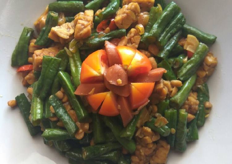 Cara Gampang Menyiapkan Tumis kacang panjang dan tempe manis simple, Enak