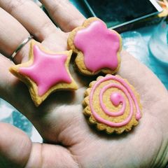 A picture of Mira's Simple Sugar Cookies.